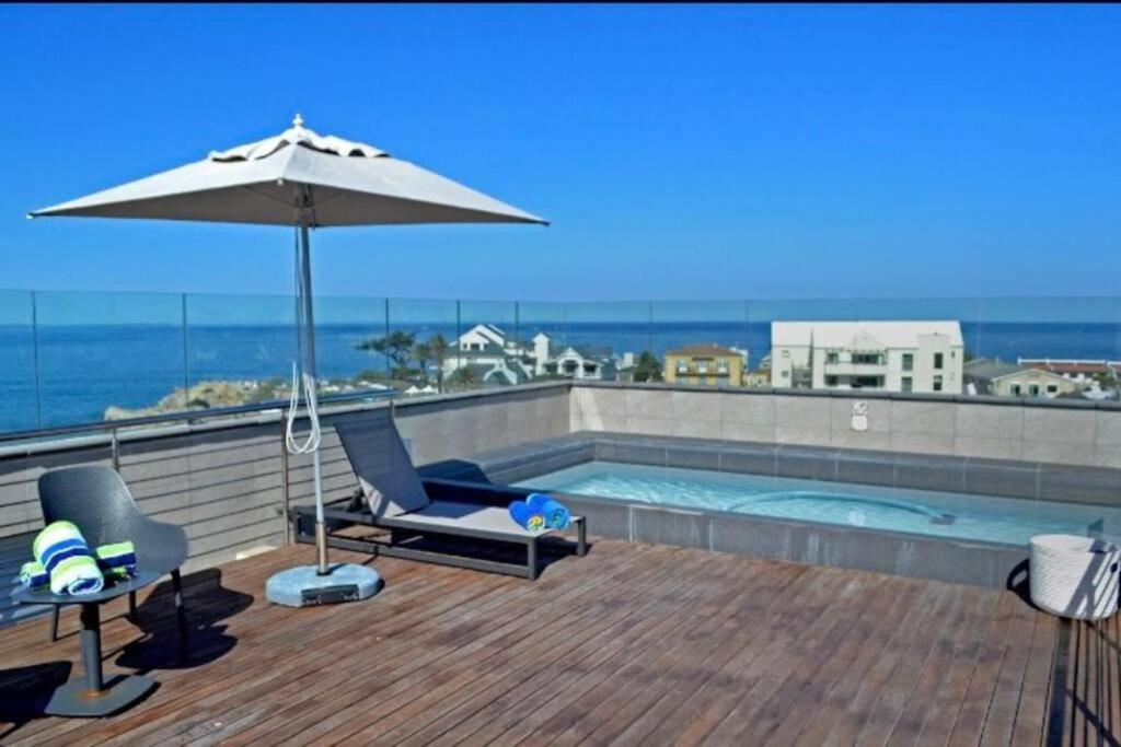 Hermanus Waterfront Apartment 12 Bagian luar foto