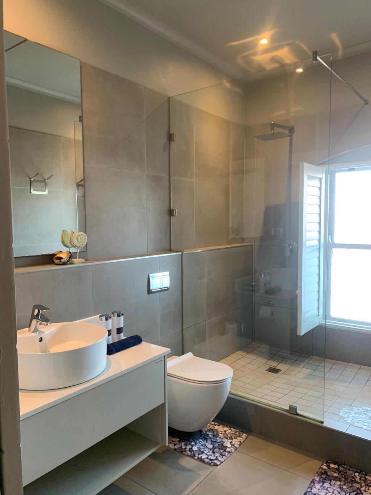 Hermanus Waterfront Apartment 12 Bagian luar foto